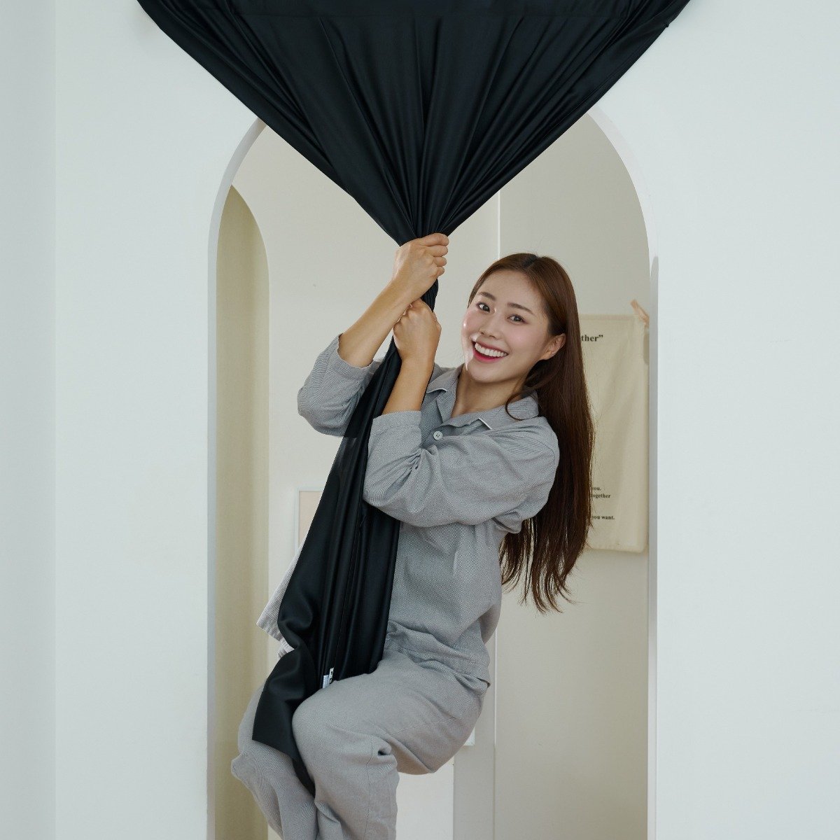3M정품 떨어지지 않고 쉽게 붙이는 단열 3중 암막커튼+끈 커튼봉 호환가능쿠폰할인 상세 이미지 1